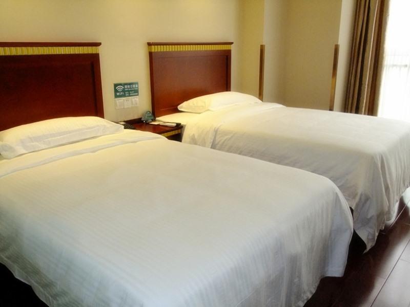 Greentree Inn Shandong Qingdao Development District Sdust Express Hotel Экстерьер фото