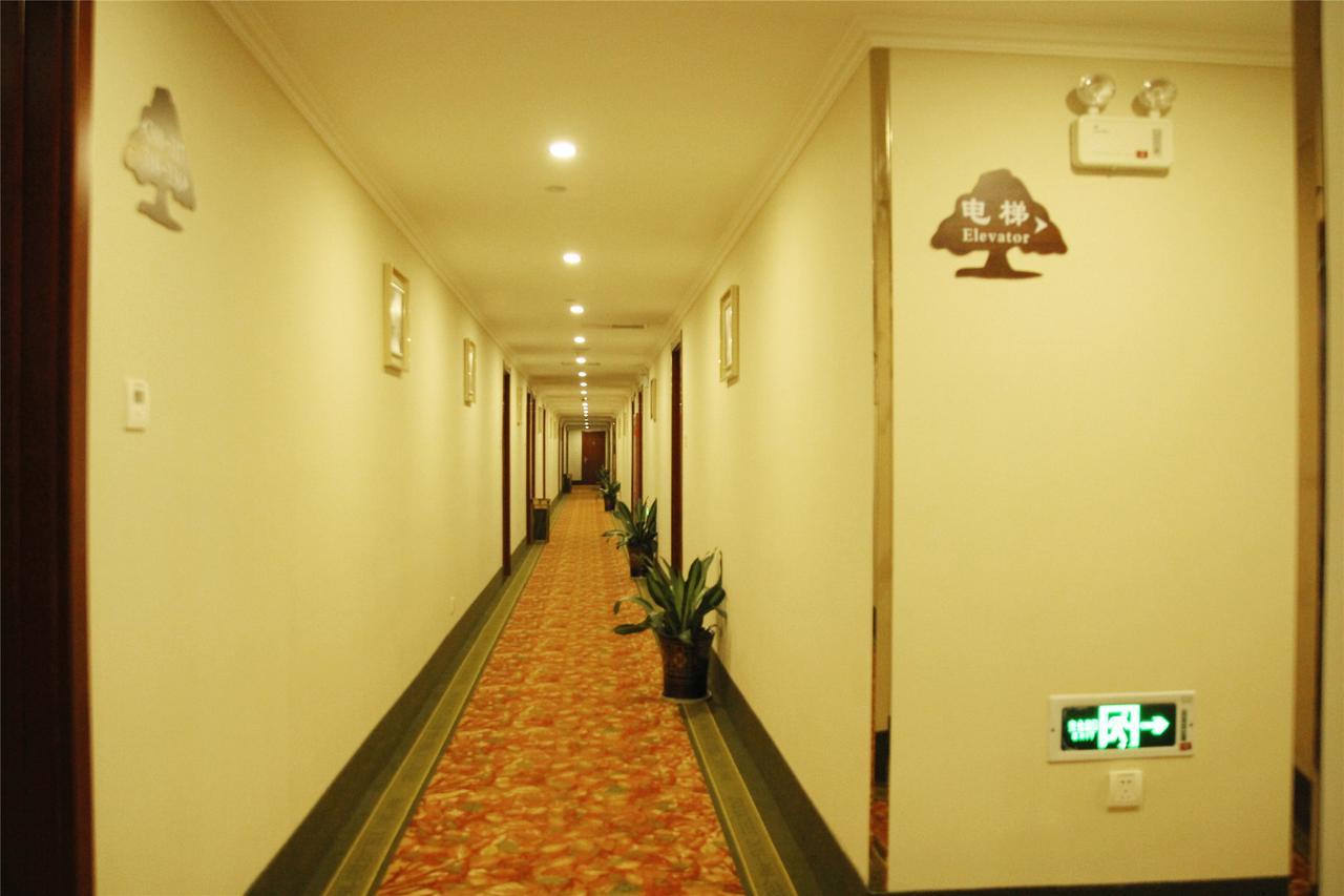 Greentree Inn Shandong Qingdao Development District Sdust Express Hotel Экстерьер фото