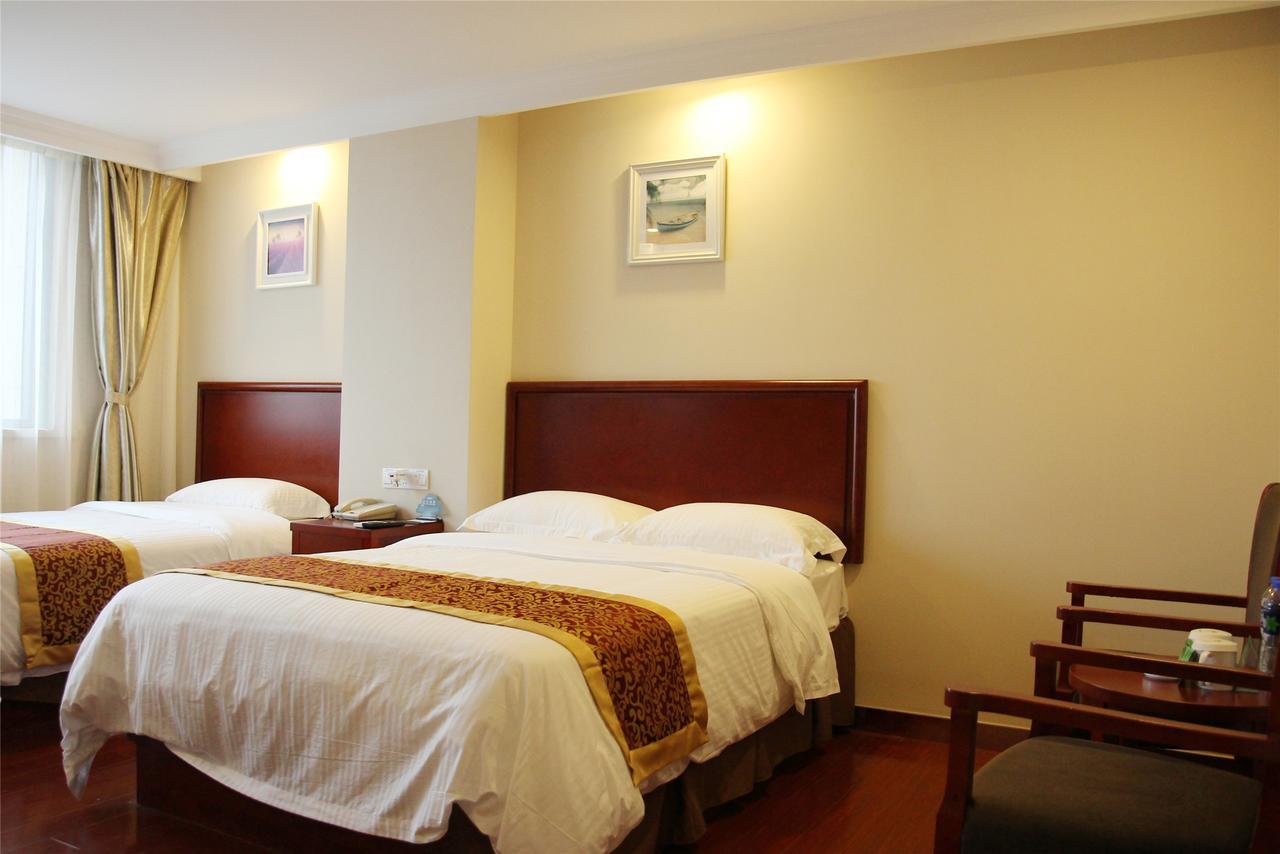 Greentree Inn Shandong Qingdao Development District Sdust Express Hotel Экстерьер фото