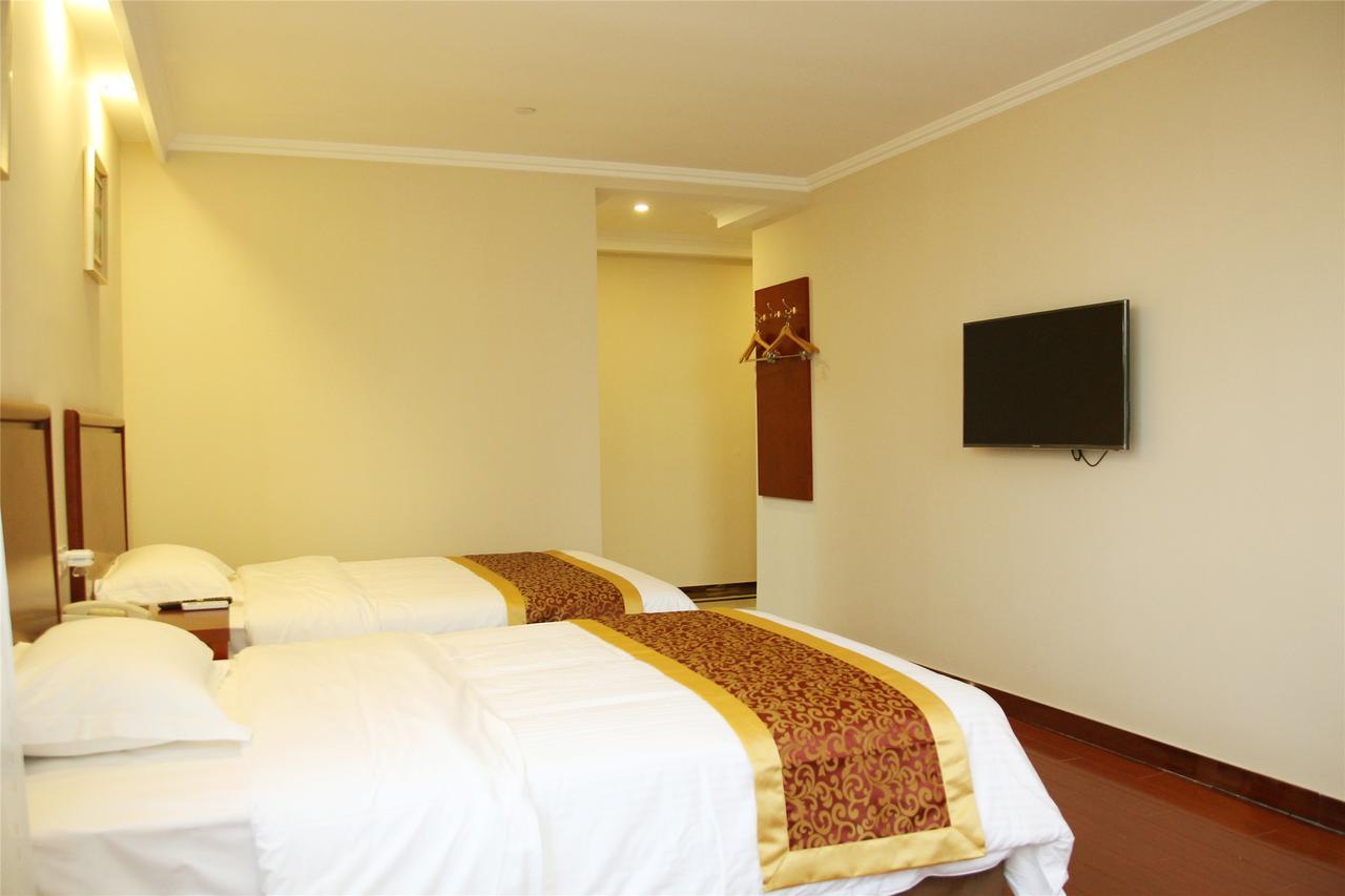 Greentree Inn Shandong Qingdao Development District Sdust Express Hotel Экстерьер фото